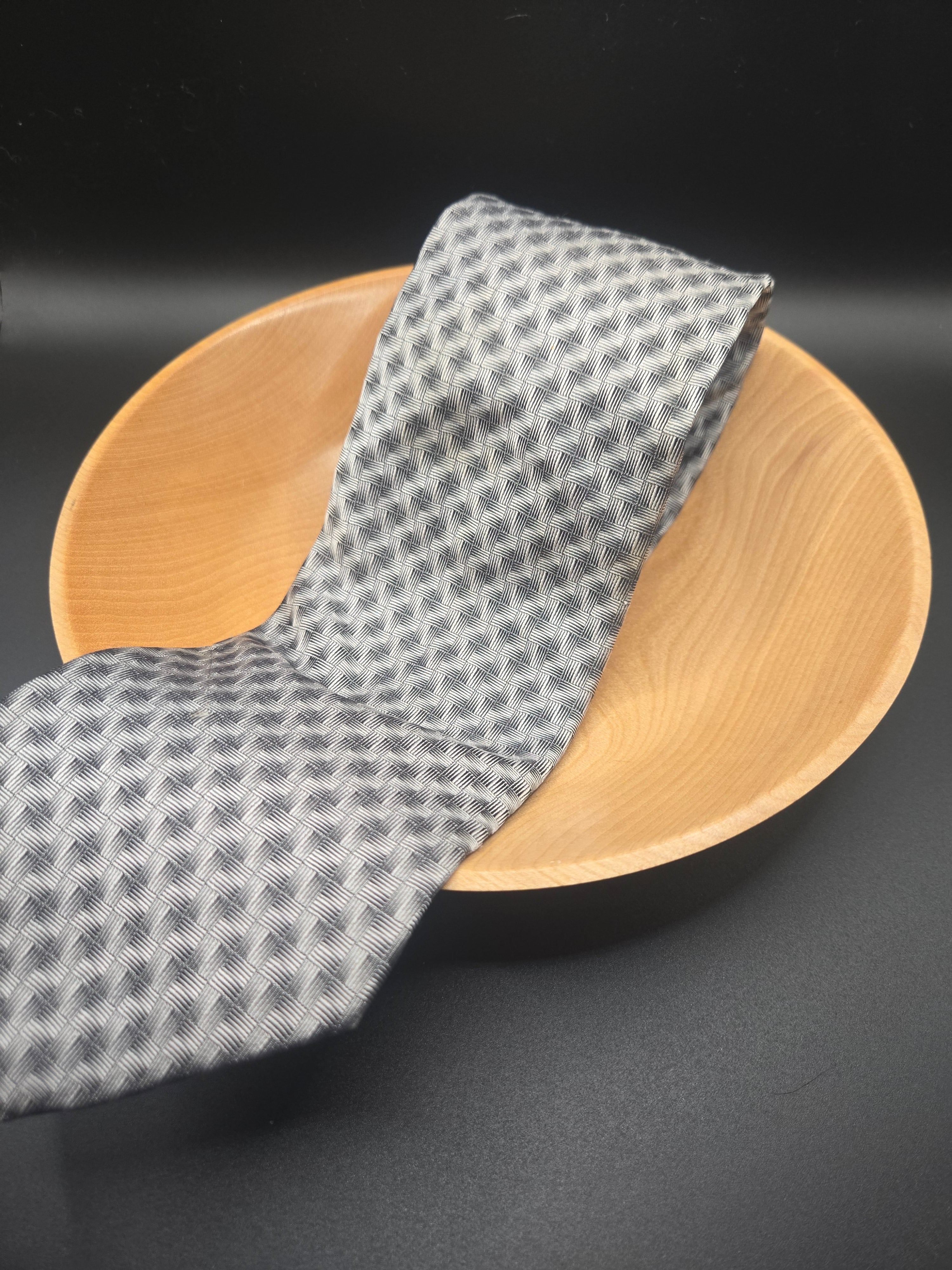 H&H Silk Tie – Silver with Black Geometric Pattern