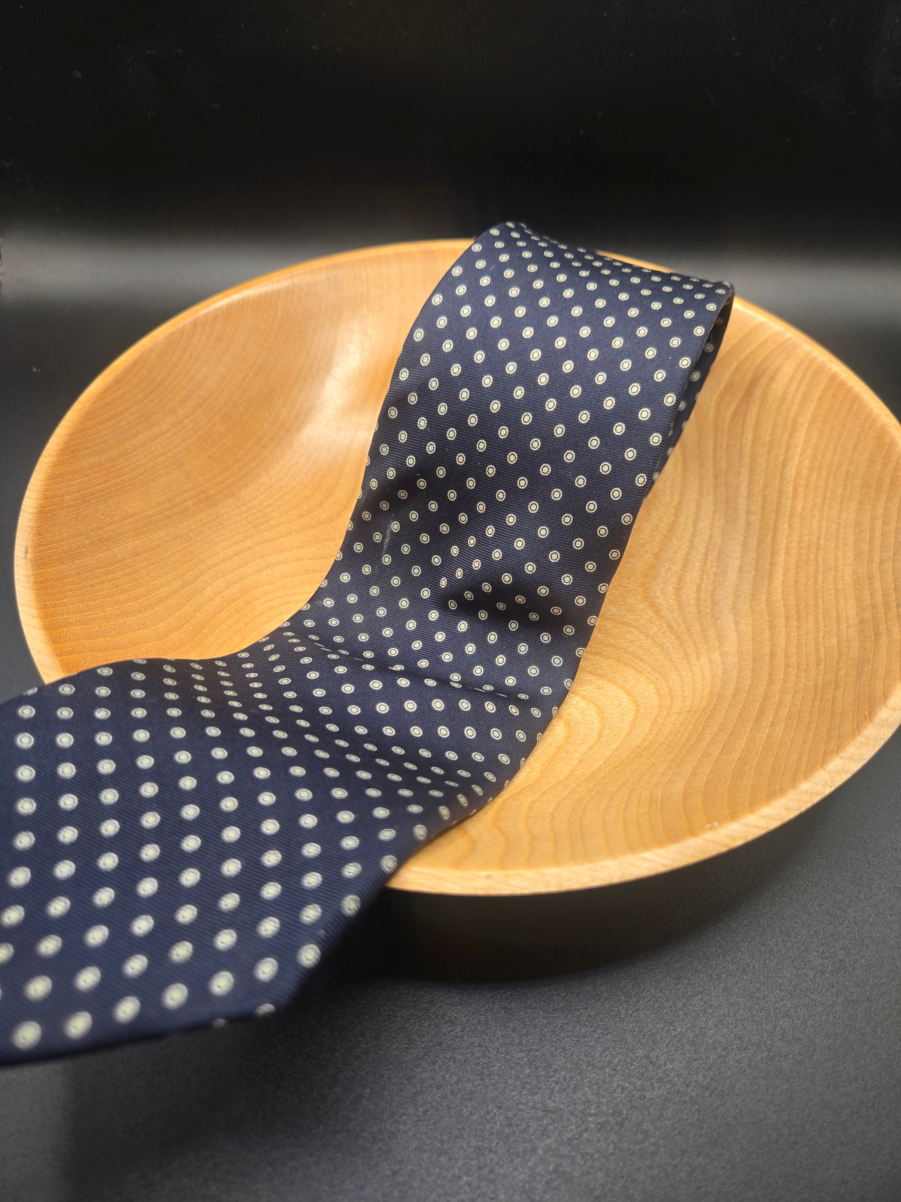 Vintage Bert Pulitzer Tie – Blue with White Bulls Eye Pattern