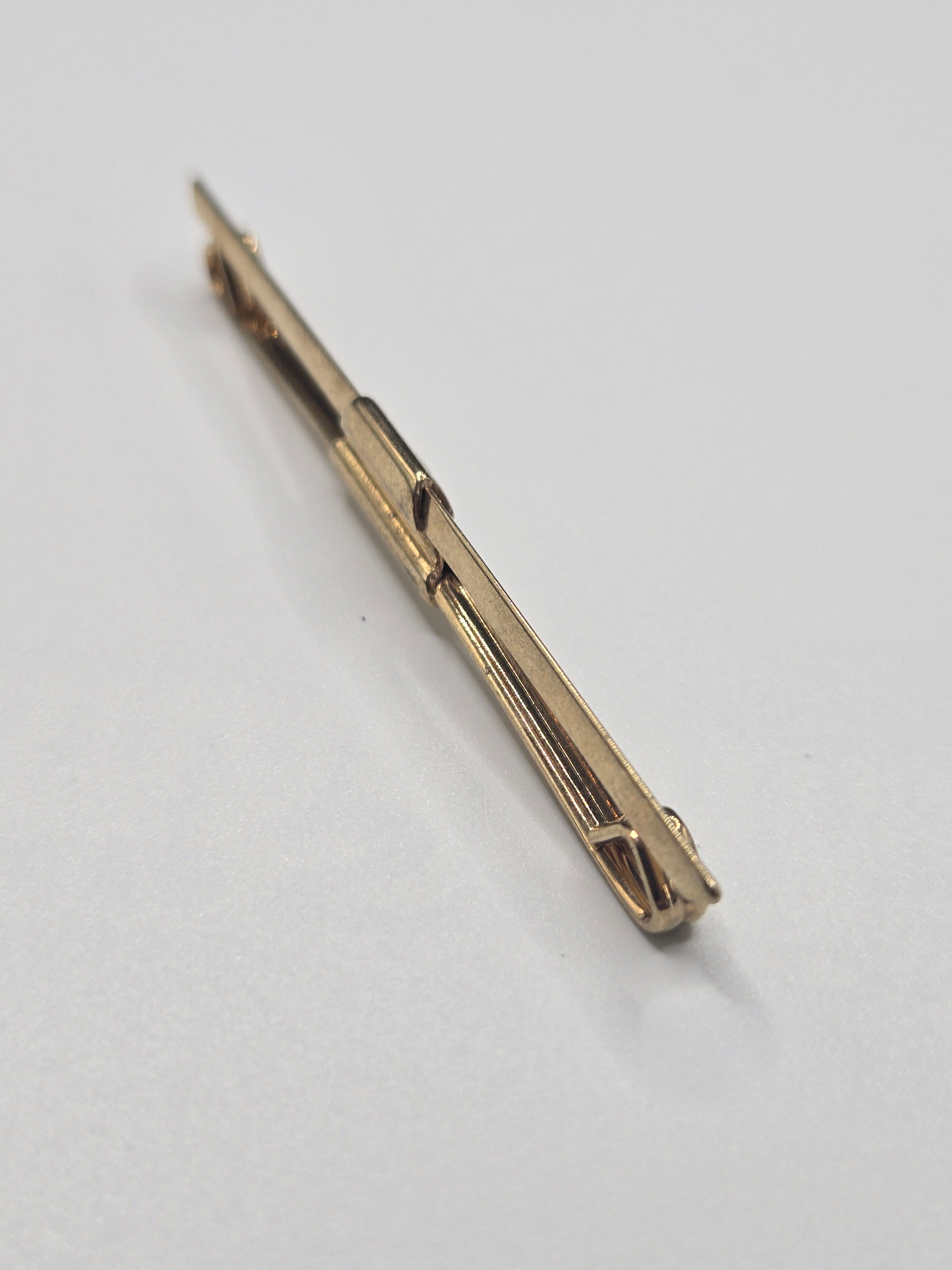 2.5" Gold Tone Triangular Tie Bar