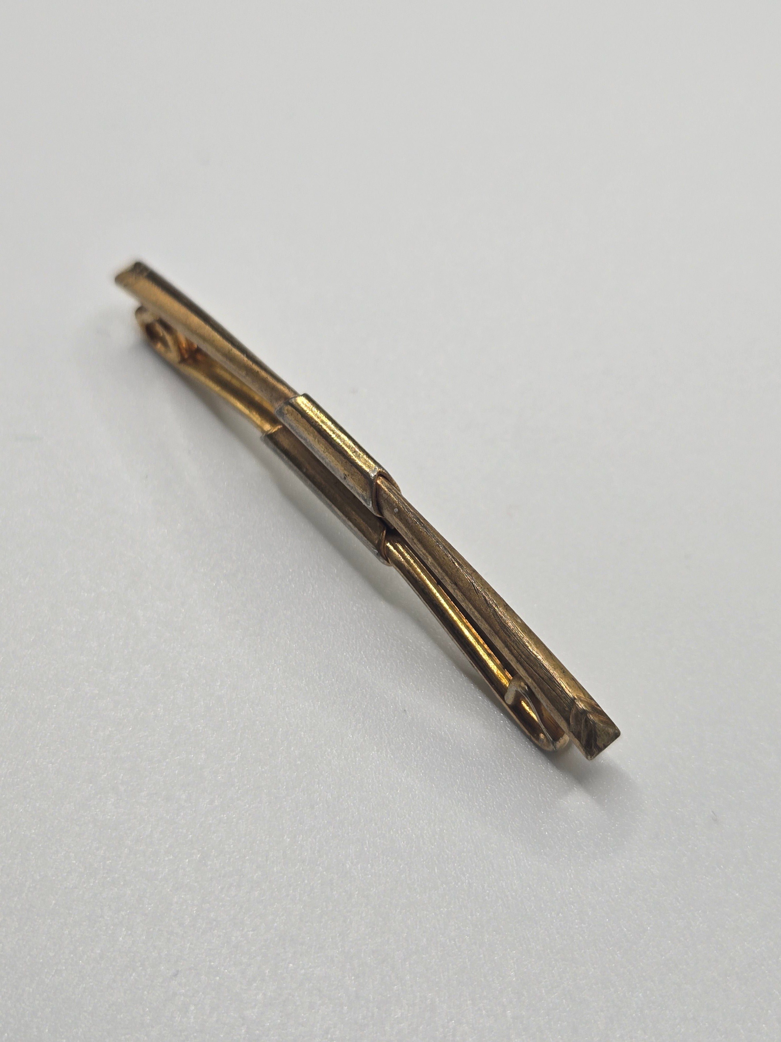 Vintage Swank Gold Tone Tie Bar