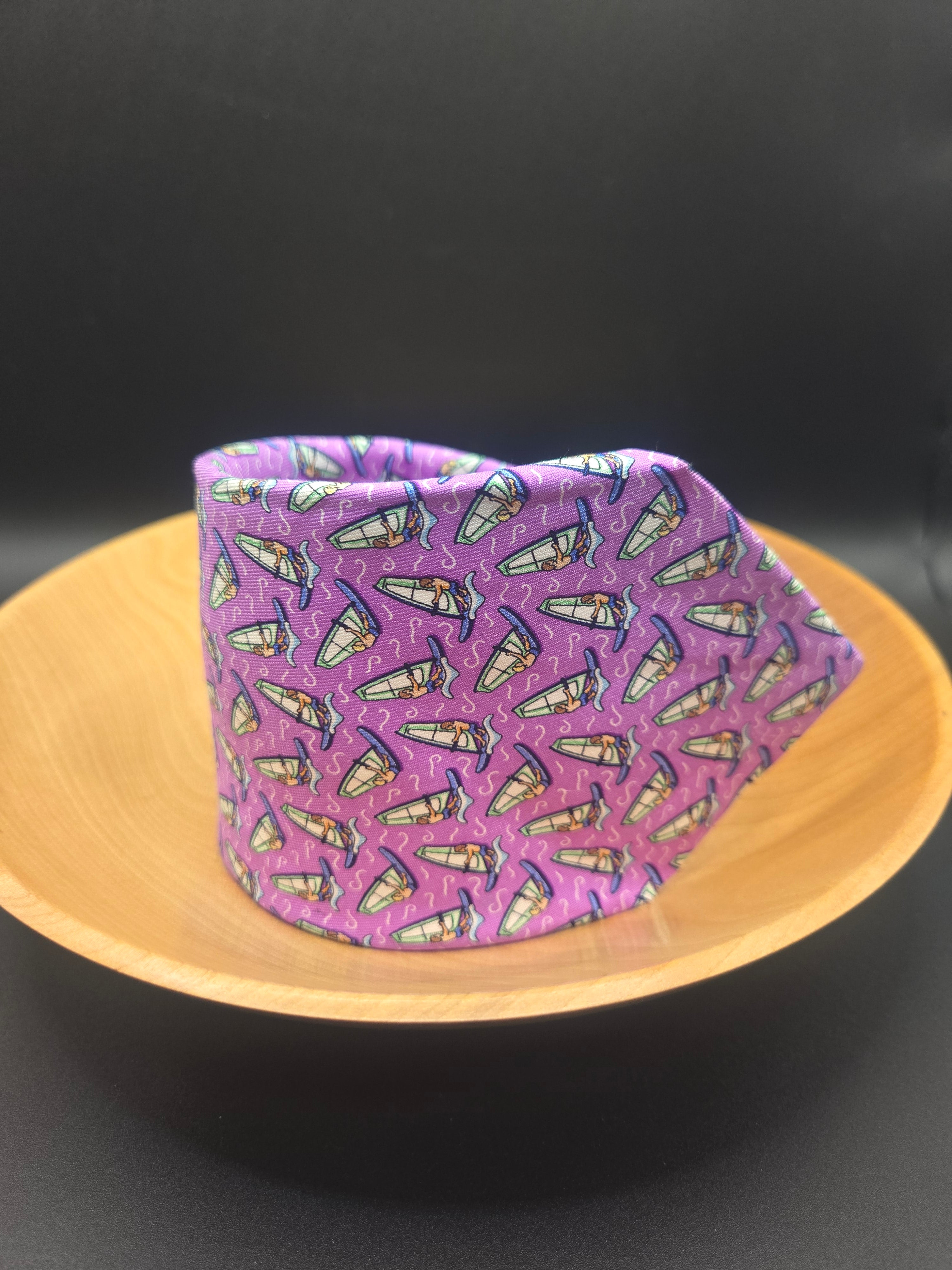 Vineyard Vines Silk Tie - Bright Purple Windsurfer Print | Vintage Novelty Neckwear