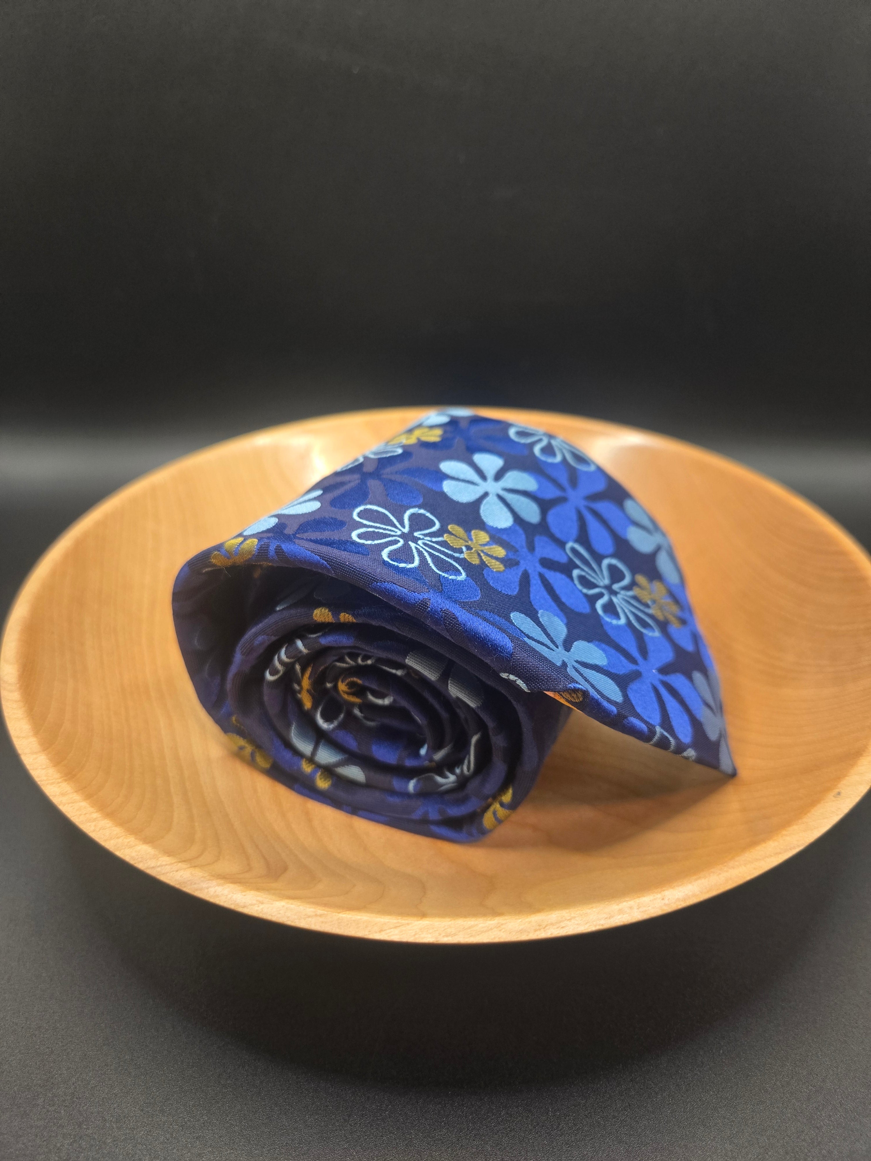 Ted Baker Silk Tie - Blue Retro Floral Print | Fantastic Vintage Condition