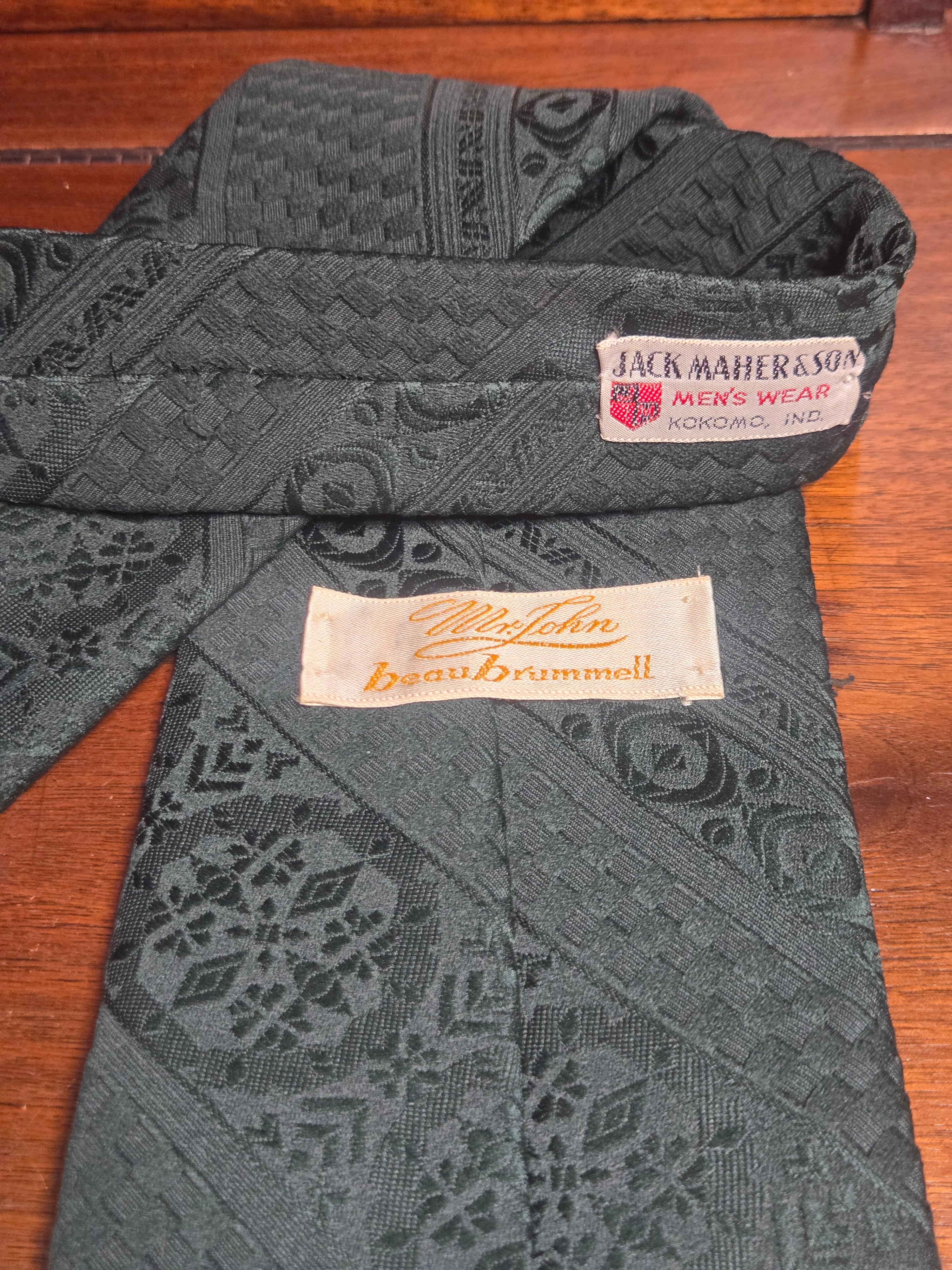 Beau Brummell Green Polyester Tie | Heavy Texture, Diagonal Stripe & Gem Design