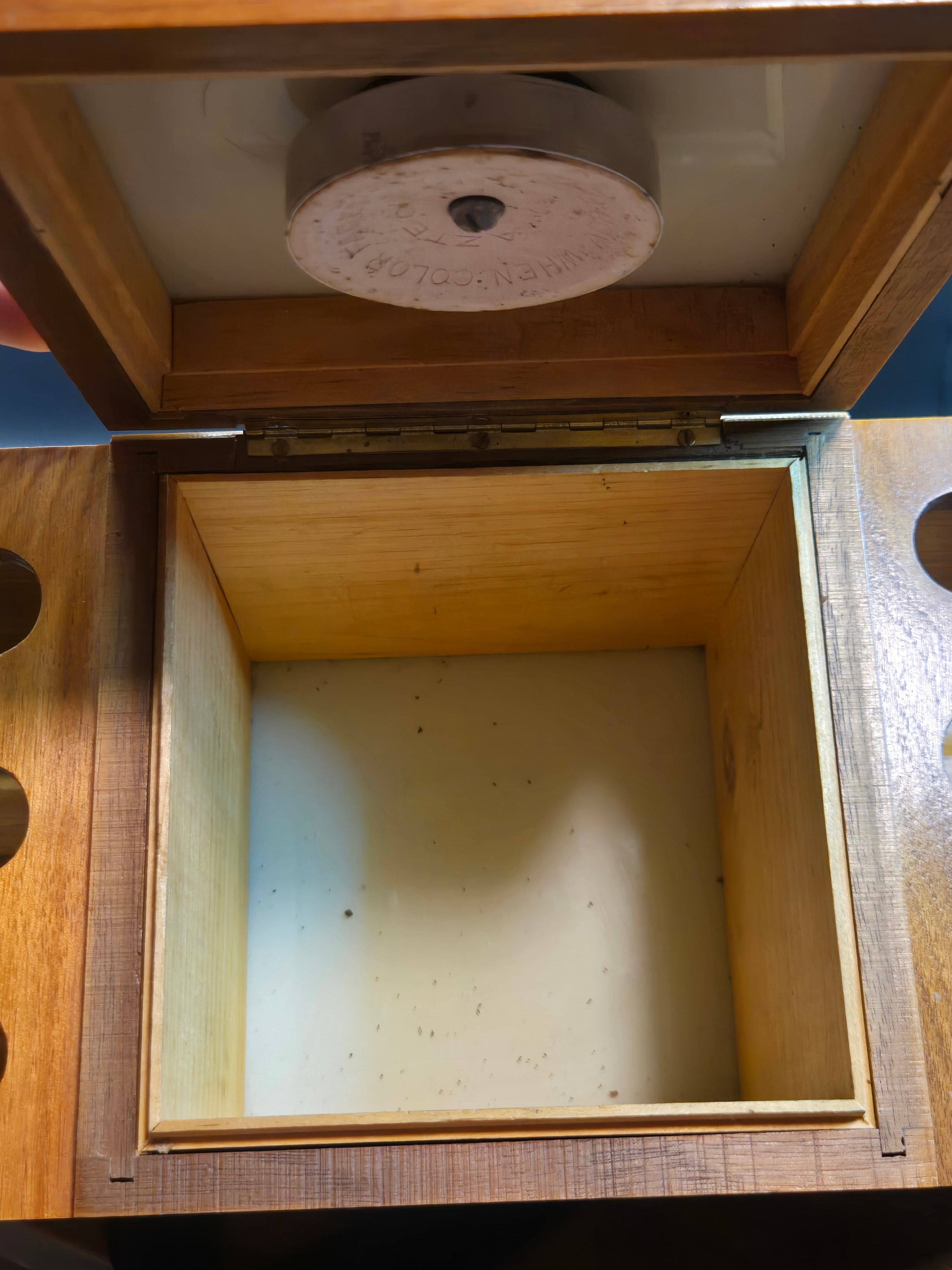 Wooden Pipe Stand with Cedar Lined Tobacco Humidor
